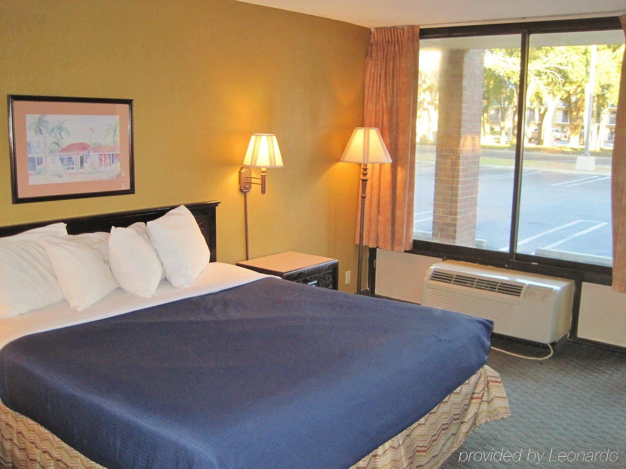 Rest And Relax Inn Ferry Pass 外观 照片